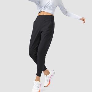 NWT Women's Black Jogger Pants tall